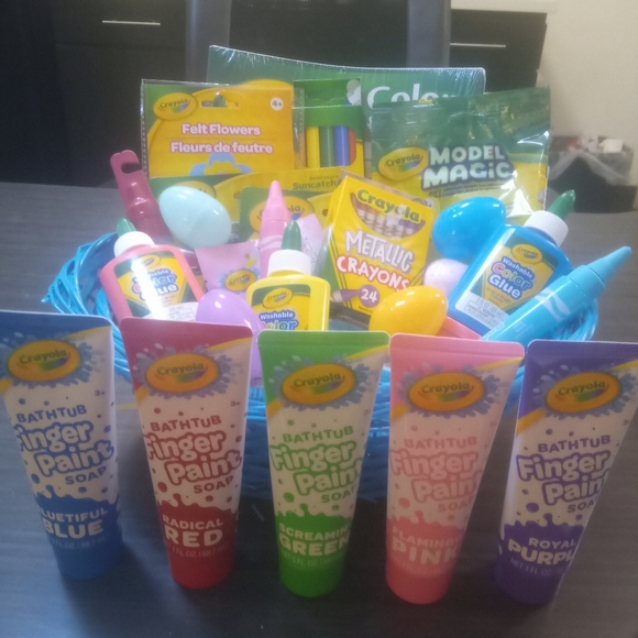 Kids Crayola Easter Basket - Picture 9 of 15